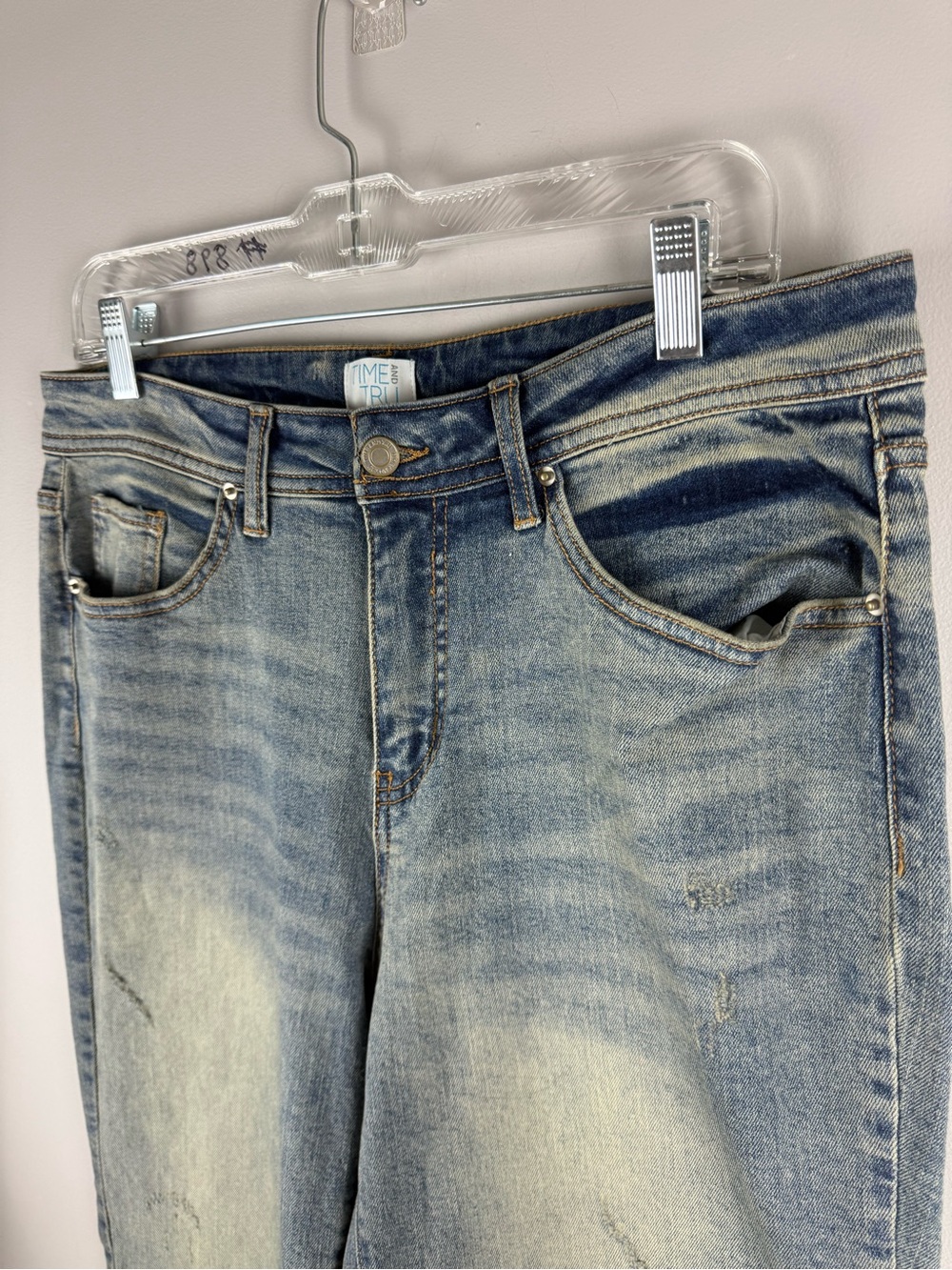 Time and Tru Womens Faded Distressed Cropped Boyfriend Jeans SZ 10 R Medium Wash